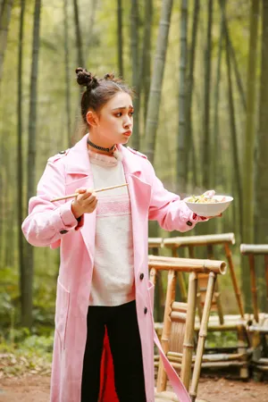 林允二十四小时第三季高清剧照图片_2