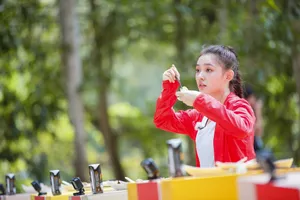 林允《二十四小时》精美高清图片_3