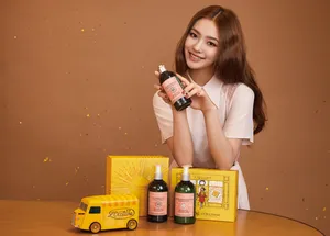 林允杂志甜美性感写真图片_2