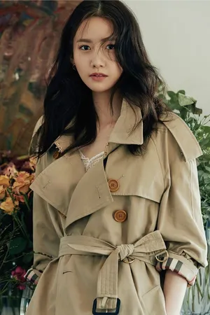 林允儿最新杂志写真图片_5