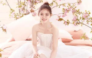清新唯美林允桃花图