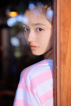 林允清纯少女风私房写真图片