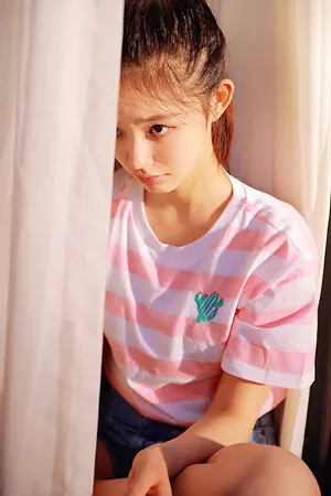 林允清纯少女风私房写真图片_8