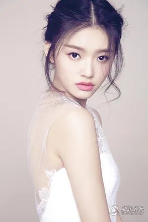 白裙诱惑美得很仙_3