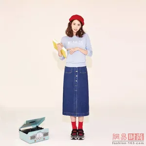 林允儿春季画报，清新唯美秀长腿_3