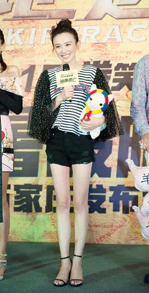 施诗俏皮灵动活动写真图片_1