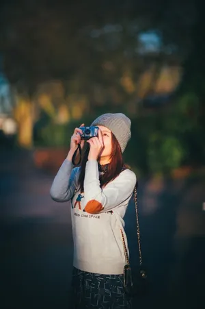 施诗私服甜美户外写真图片_5