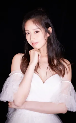 颖儿性感深v礼服活动写真图片_2