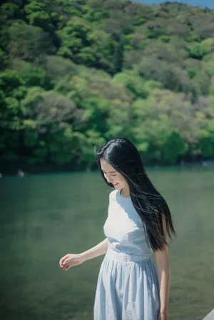 许龄月超美户外写真高清图片_3