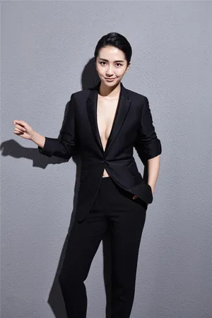 许龄月图片