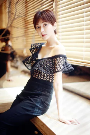 潘之琳超美性感写真高清图片_2
