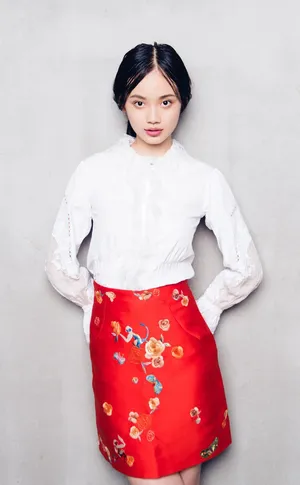 孙伊涵文艺清新时尚写真图片