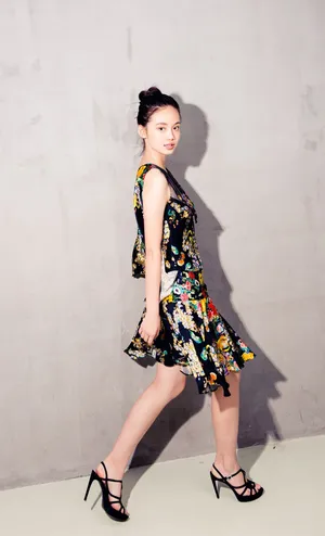 孙伊涵文艺清新时尚写真图片_3