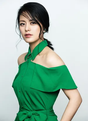 王力可优雅端庄时尚写真高清图片_6