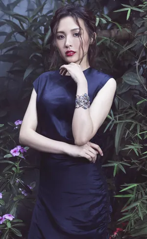 郑罗茜复古风美艳气质写真图片_5