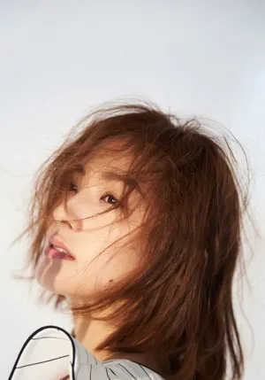郑罗茜凌乱美性感写真图片_5