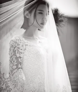 杨子姗《时装LOFFICIEL杂志》性感写真_4