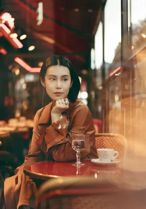 韩丹彤复古风魅力街拍图片_5
