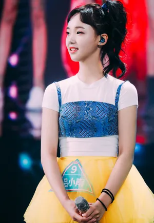 《创造101》吕小雨高清图片第1张