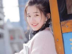 赵露思甜美写真图片_2