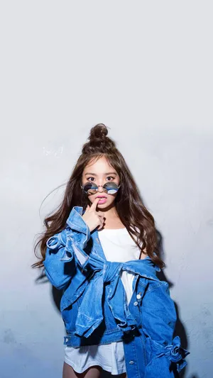 陈芳语图片