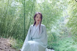 鹿小草高清图片