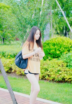 鹿小草《创造101》高清图片