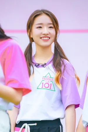 鹿小草《创造101》图片_3