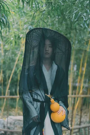 鹿小草古风写真高清图片_1