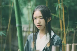 鹿小草古风写真高清图片_2