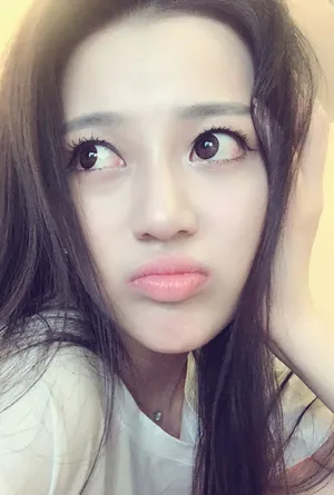 王秀竹呆萌自拍照高清图片_2