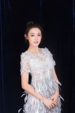 演员彭小苒图片_2
