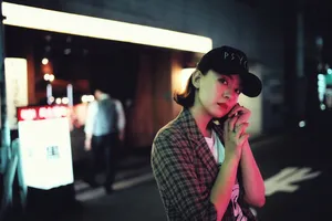 周奇奇东京夜拍图片_4