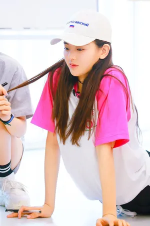 杨超越《创造101》最新图片_2