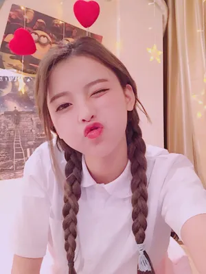 《创造101》杨超越图片_1