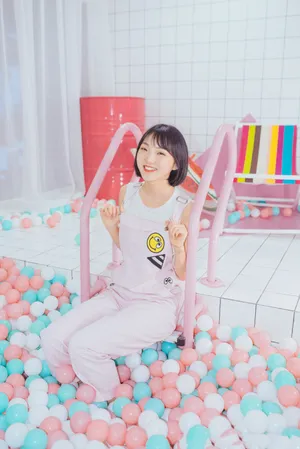 创造101强东玥图片_2