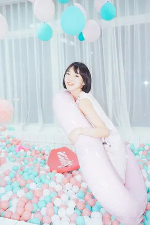 创造101强东玥图片_4