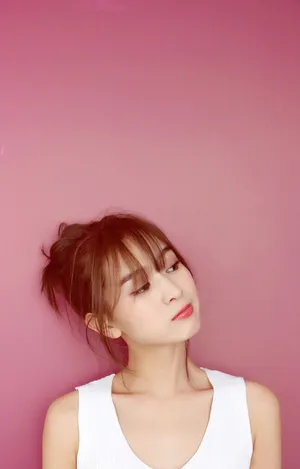 海铃可爱丸子头甜美写真图片_8