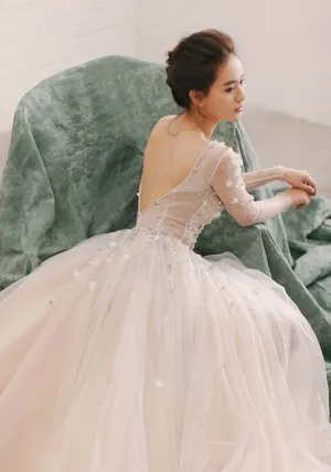 海铃唯美优雅婚纱写真图片