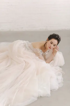 海铃唯美优雅婚纱写真图片_3