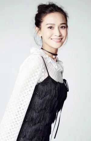 海铃清新甜美时尚写真图片_3