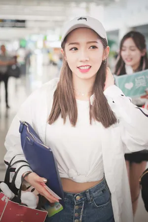 孟美岐饭拍图片_2