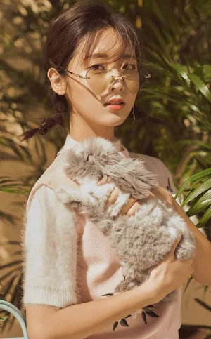 邢菲甜美可爱时尚写真图片_2