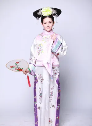 百变大咖秀李维嘉黄袍加身何炅变身太监