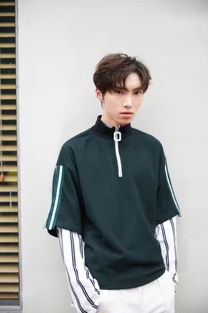 X玖少年团赵雷图片_3