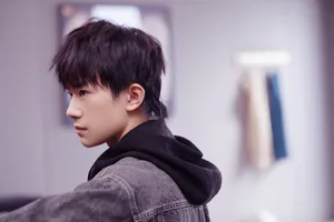 TFBOYS易烊千玺高清帅气图片_4