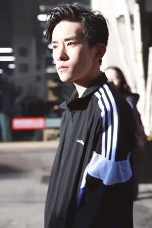 易烊千玺格莱美帅气高清图片_2
