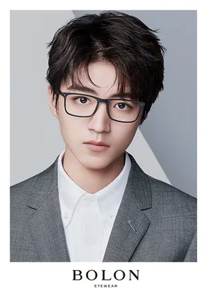 tfboys王俊凯眼镜品牌代言帅气写真图片_7