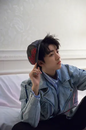 tfboys王俊凯帅气写真花絮照高清图片_3