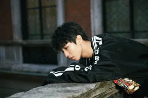 tfboys王俊凯精致帅气品牌代言写真图片_3